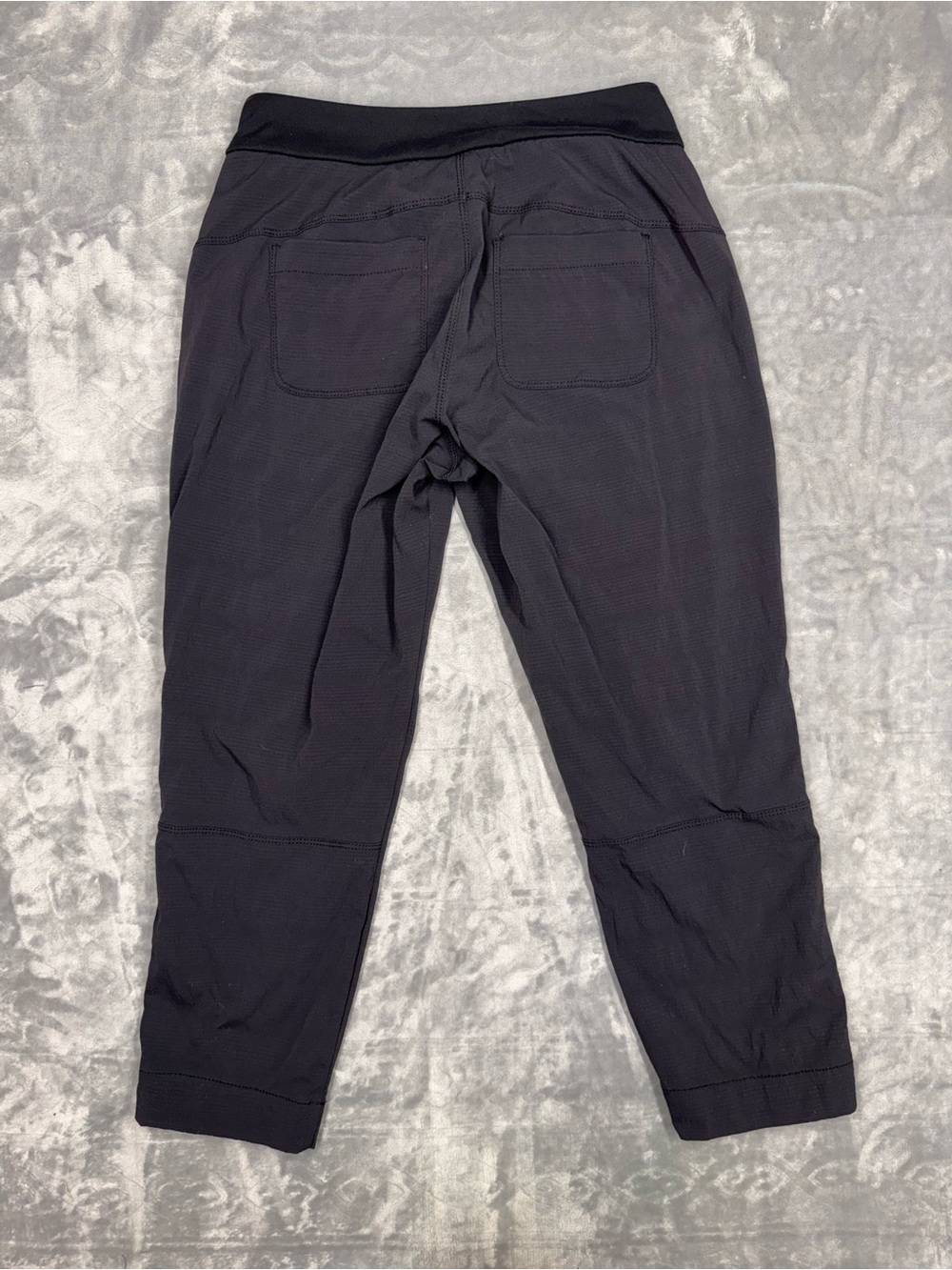 Athleta Black Women's Jogger Capris with Cargo Pockets - Picture 6 of 12